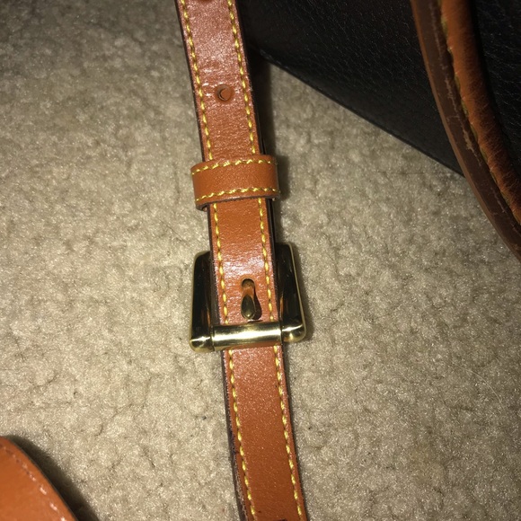 Vintage Dooney And Bourke handbag - Picture 4 of 8